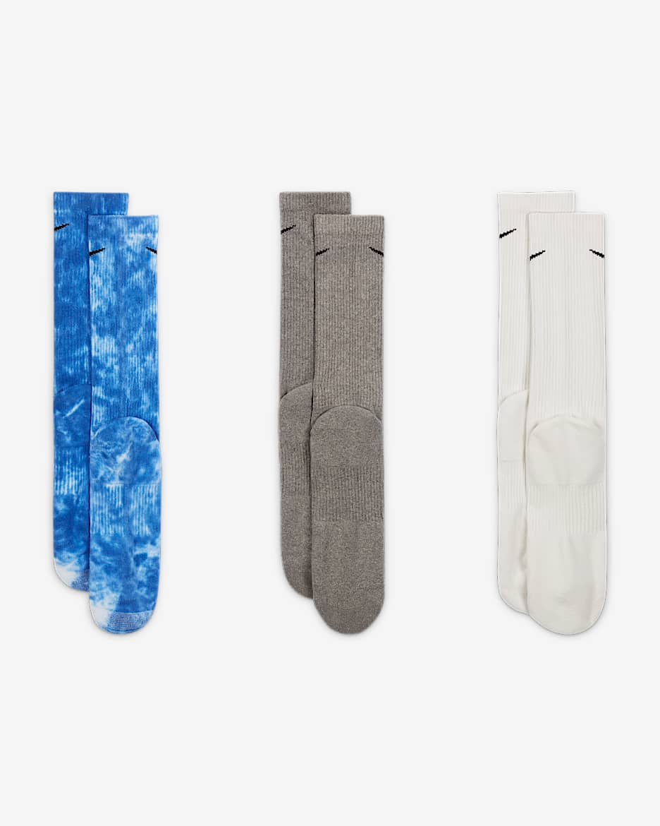 Nike Everyday Plus Cushioned Crew Socks (3 Pairs). Nike ID