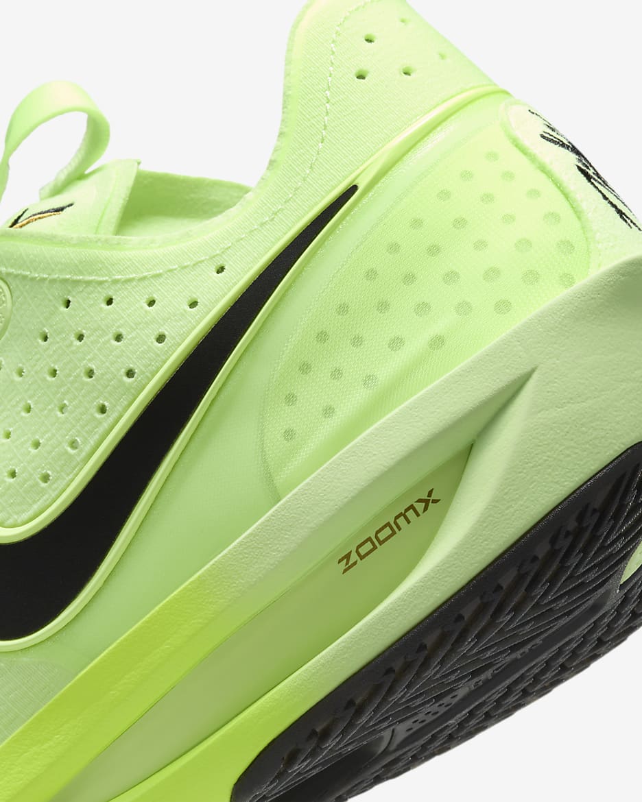 Scarpa da basket Nike G.T. Cut 3 - Barely Volt/Volt/Oro metallizzato/Nero