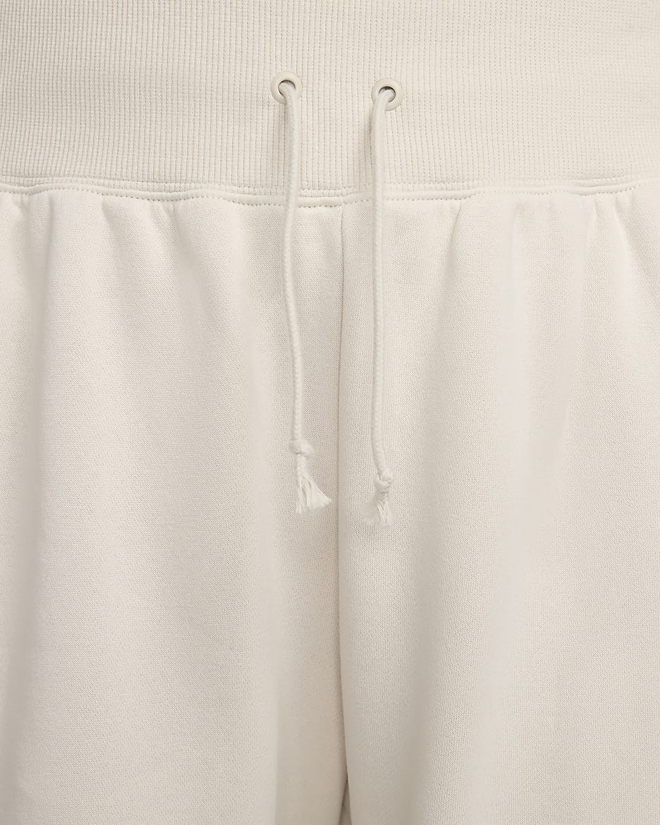 Pantalon de survêtement à taille haute et coupe ample au niveau des jambes Nike Sportswear Phoenix Fleece pour femme (grande taille) - Light Orewood Brown/Sail