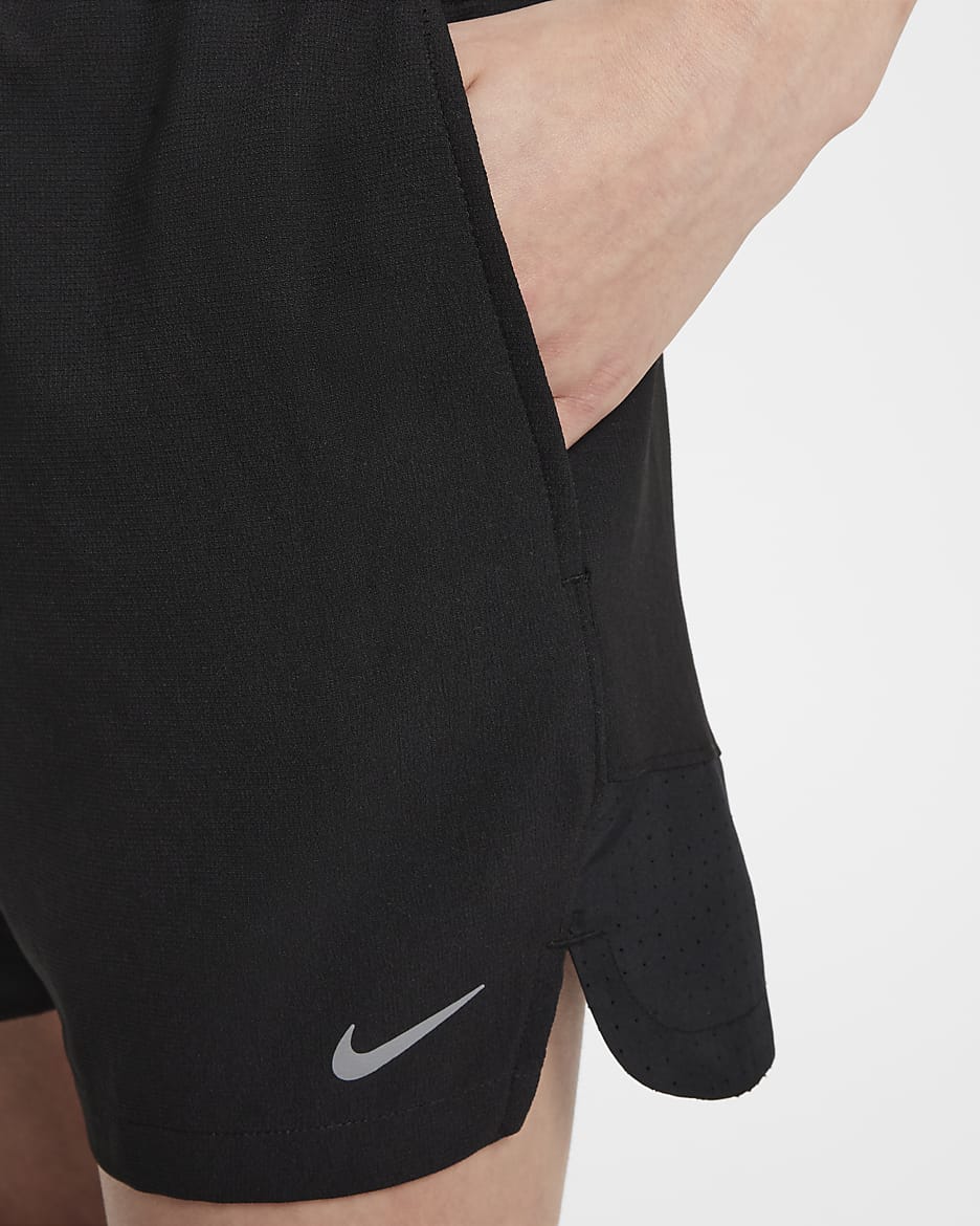 Nike Multi Tech EasyOn Older Kids' (Boys') Dri-FIT Training Shorts - Black/Black/Anthracite