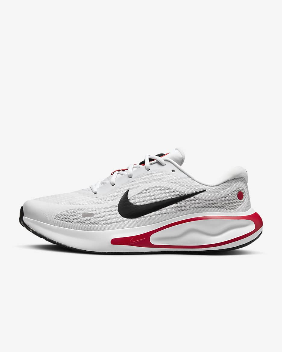 Nike Journey Run Straßenlaufschuh (Herren) - Weiß/Fire Red/Cement Grey/Schwarz