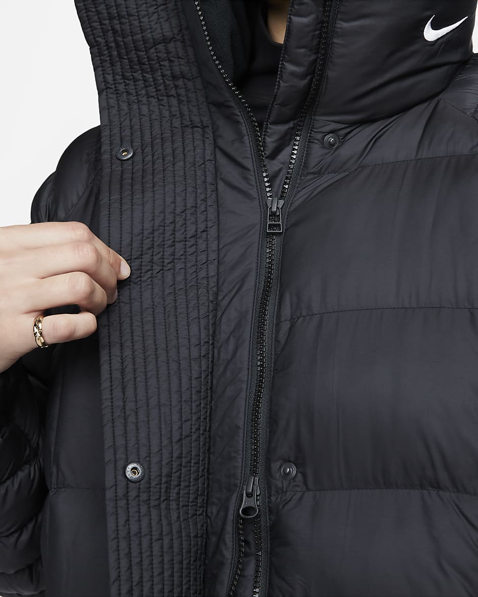 Nike Sportswear Swoosh Puffer PrimaLoft® Therma-FIT oversized damesparka - Zwart/Wit