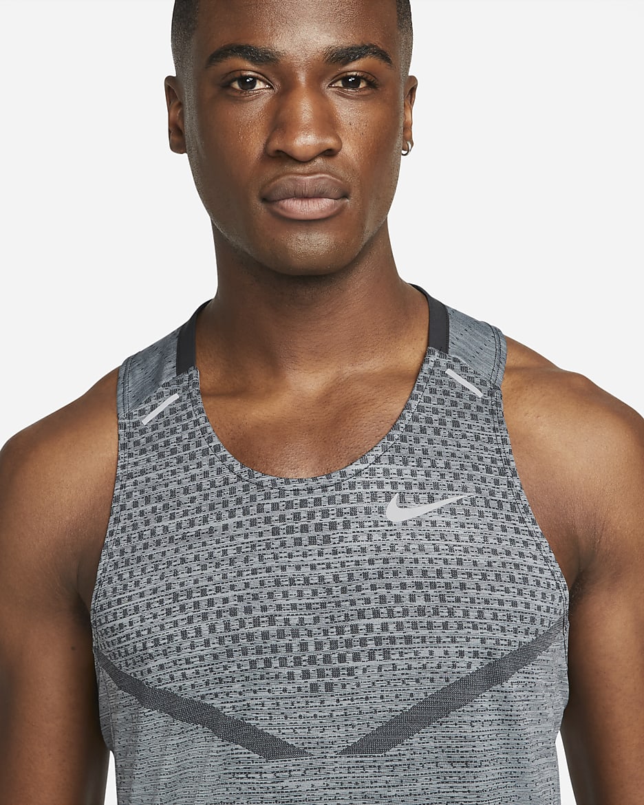 Nike Dri-FIT ADV TechKnit Ultra Hardlooptanktop voor heren - Zwart/Smoke Grey