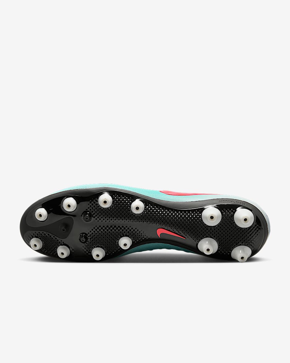 Nike Phantom GX 2 Pro AG Low-Top Soccer Cleats