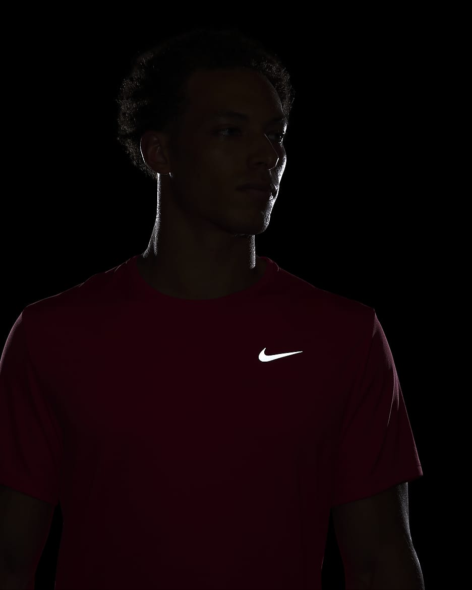 Kortärmad löpartröja Nike Miler Dri-FIT UV för män - Aster Pink