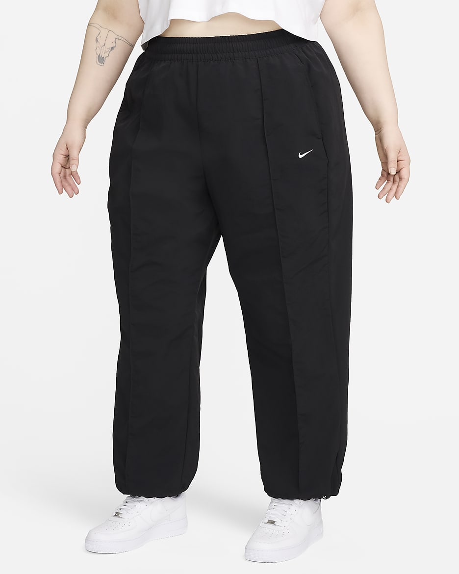 Pants de tiro medio con dobladillo abierto para mujer (talla grande) Nike Sportswear Everything Wovens - Negro/Blanco