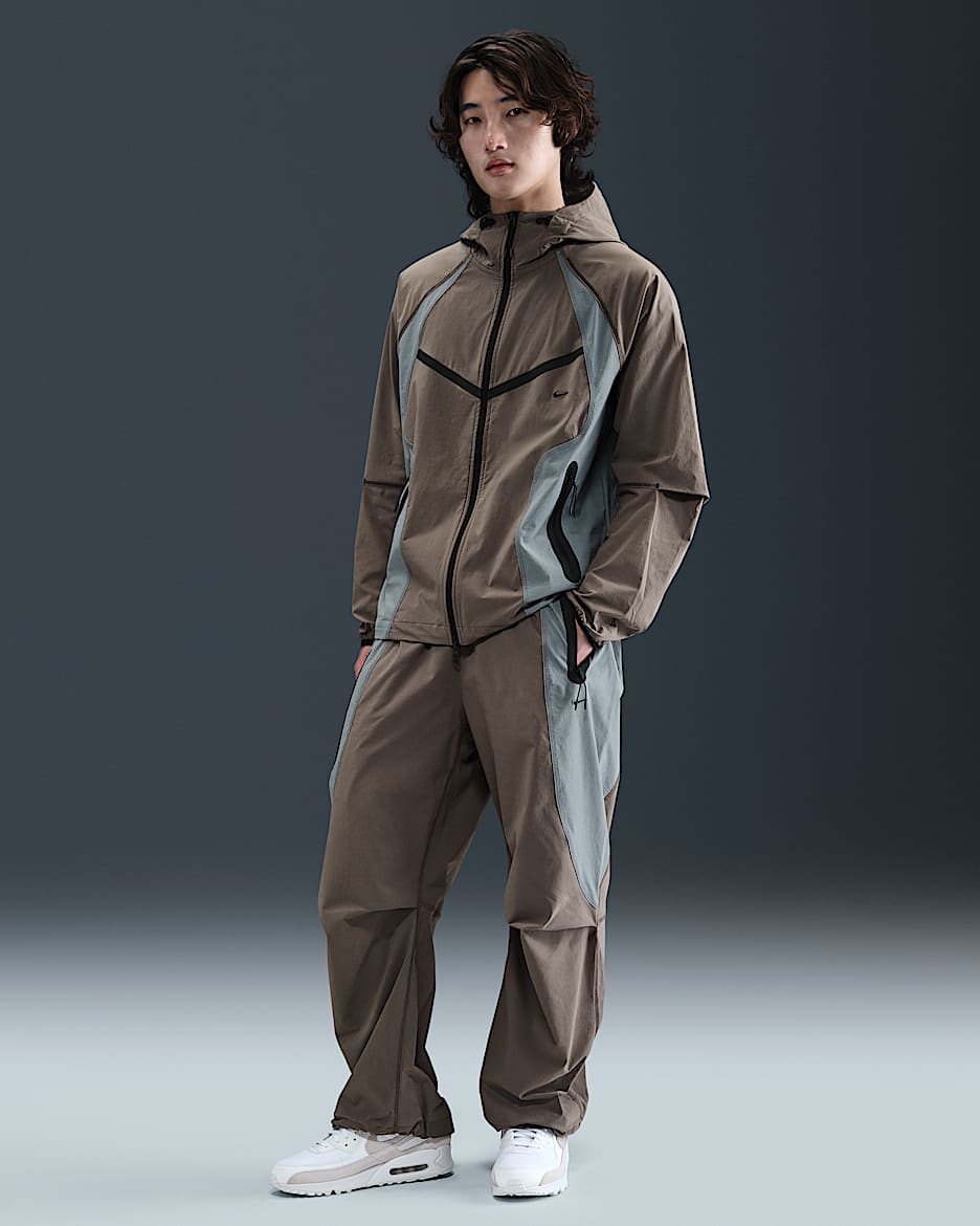ナイキ テック メンズ Dri-FIT ウーブン カラーブロック ルーズフィット パンツ - ケイブストーン/クールグレー/ブラック