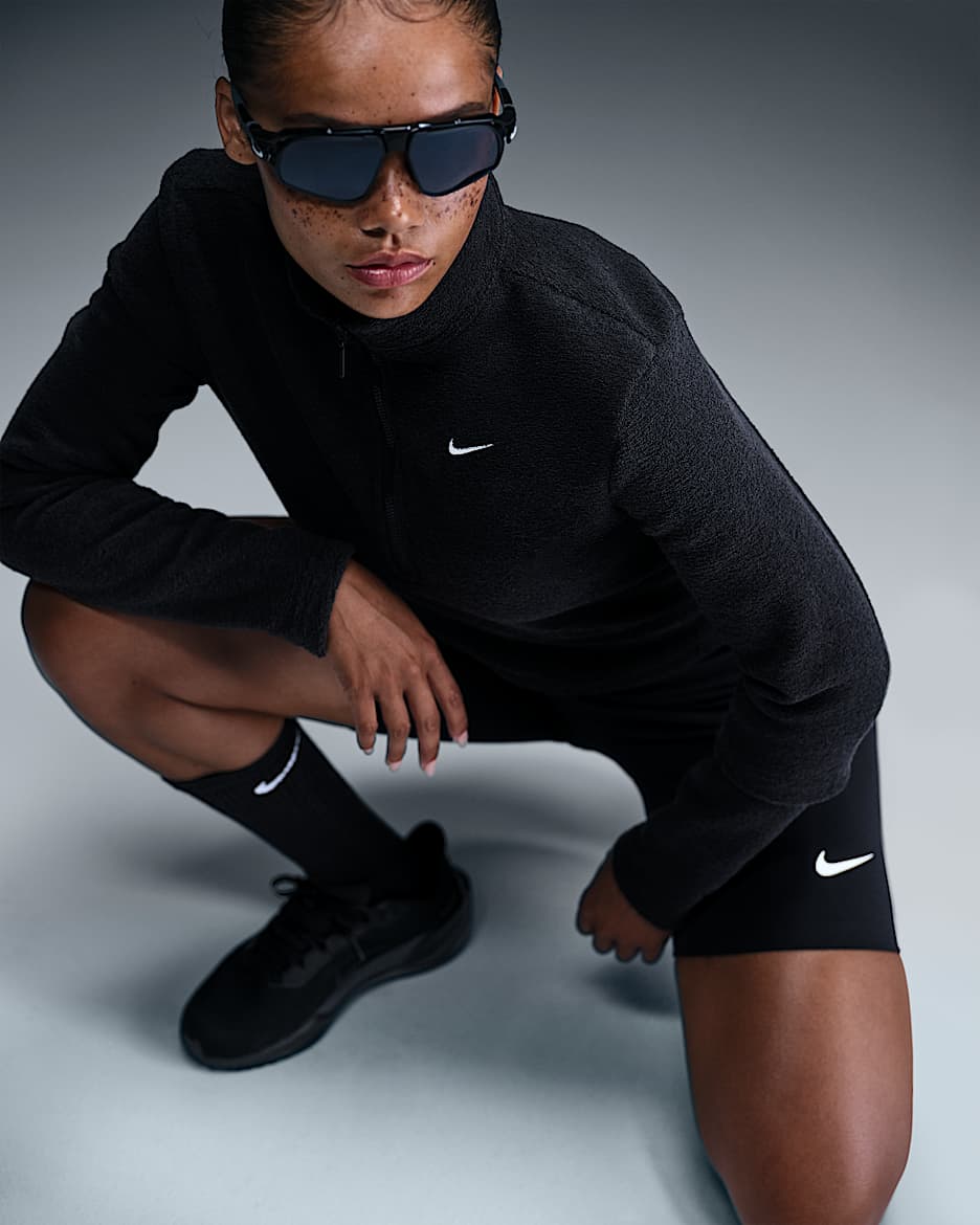 Haut slim à manches longues et demi-zip en tissu Fleece confortable Nike Sportswear Phoenix Plush pour femme - Noir/Sail