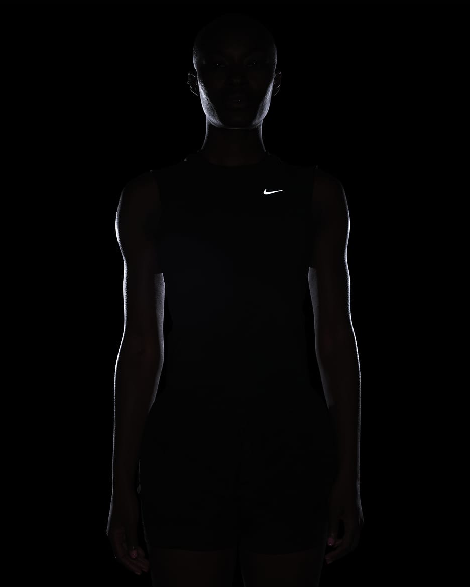 Nike Running Division Dri-FIT hardlooptanktop met zak voor dames - Zwart