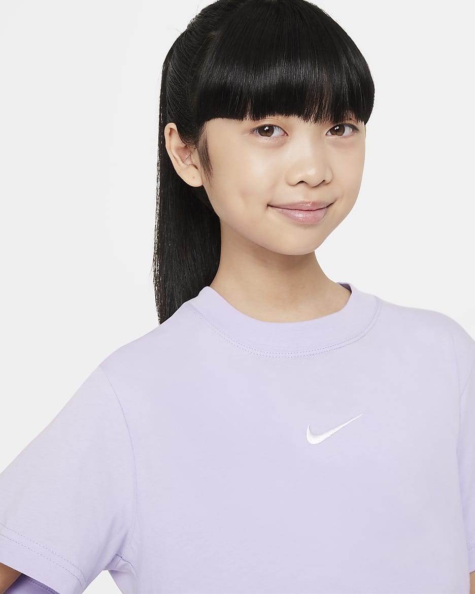 Nike Sportswear Older Kids' (Girls') T-Shirt - Hydrangeas/White