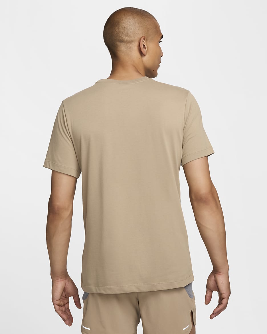 Nike Dri-FIT Men's Trail Running T-Shirt - Khaki/Black