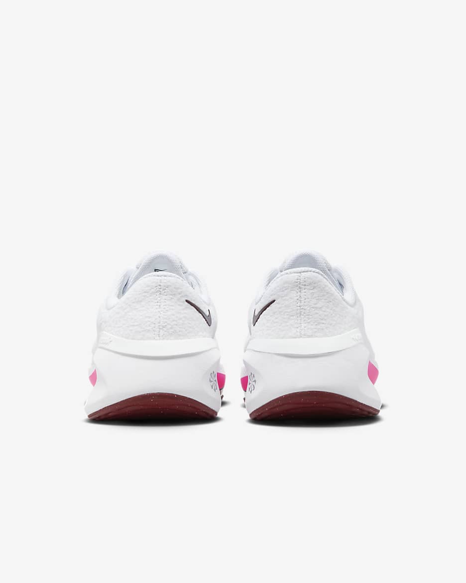 Nike Versair 女款健身訓練鞋 - 白色/Fierce Pink/Metallic Silver/Dark Team Red