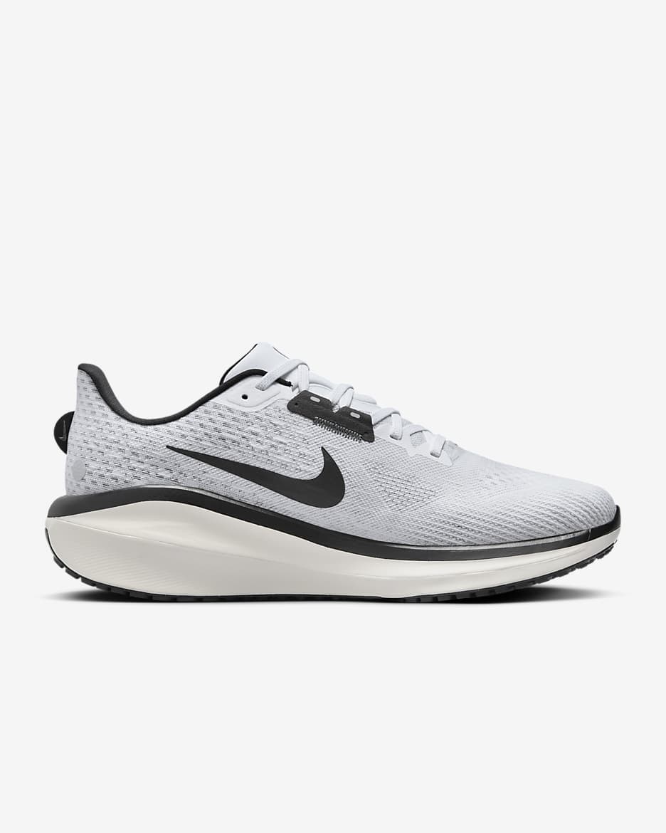 Tenis de correr en pavimento para hombre Nike Vomero 17 - Blanco/Platino puro/Verde vintage/Negro