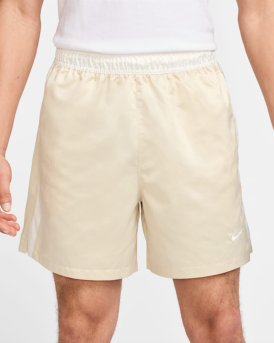 Nike Sportswear Club Men's Flow Football Shorts