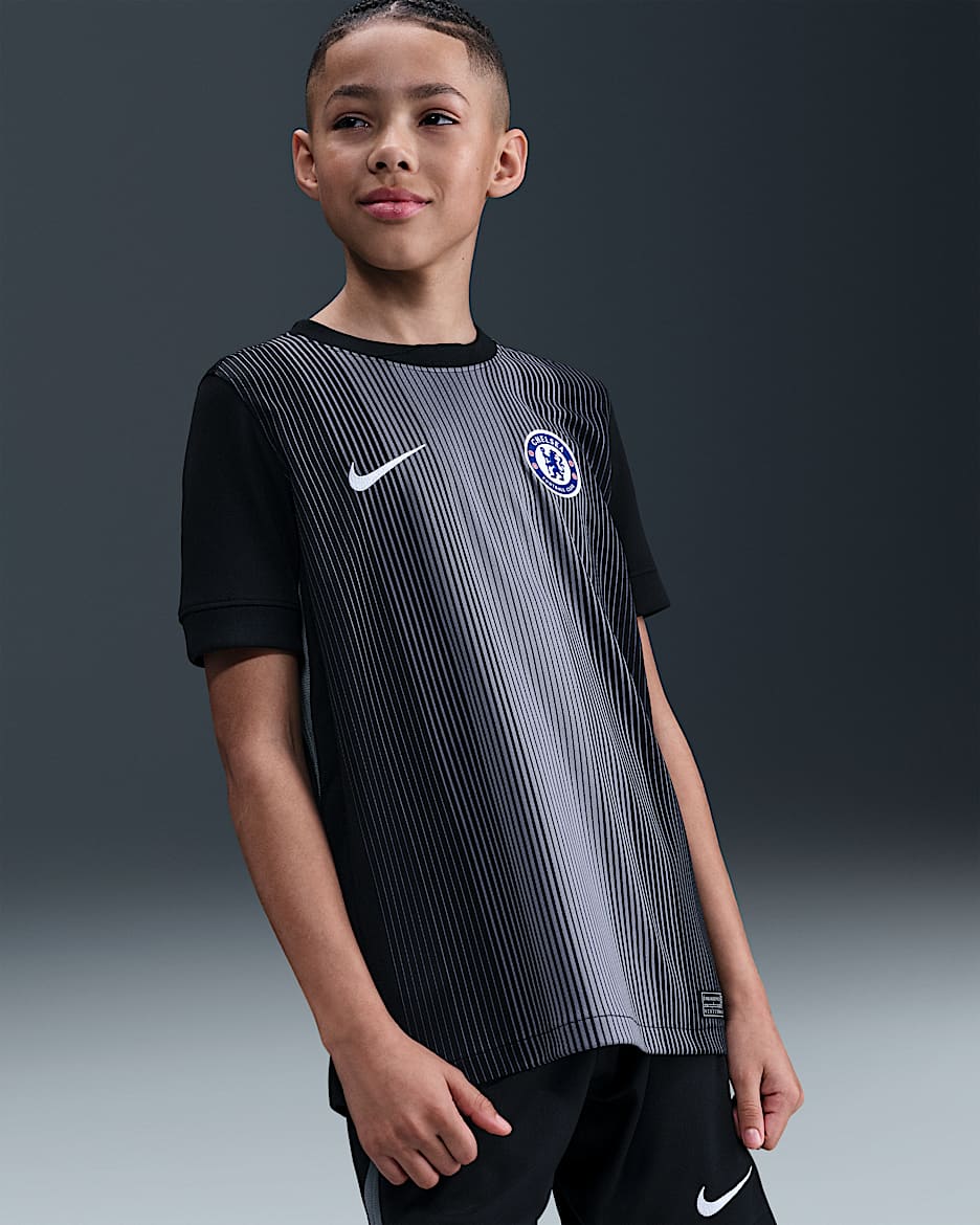 Chelsea F.C. 2025/26 Stadium Goalkeeper Older Kids' Nike Dri-FIT Football Replica Short-Sleeve Shirt - Black/Smoke Grey/White