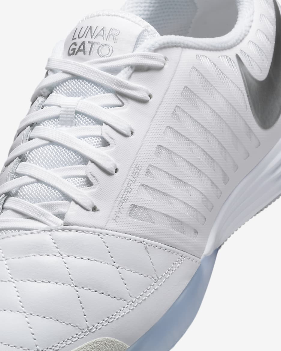 Nike Lunar Gato II Indoor Court Low-Top Football Shoes - White/Chrome