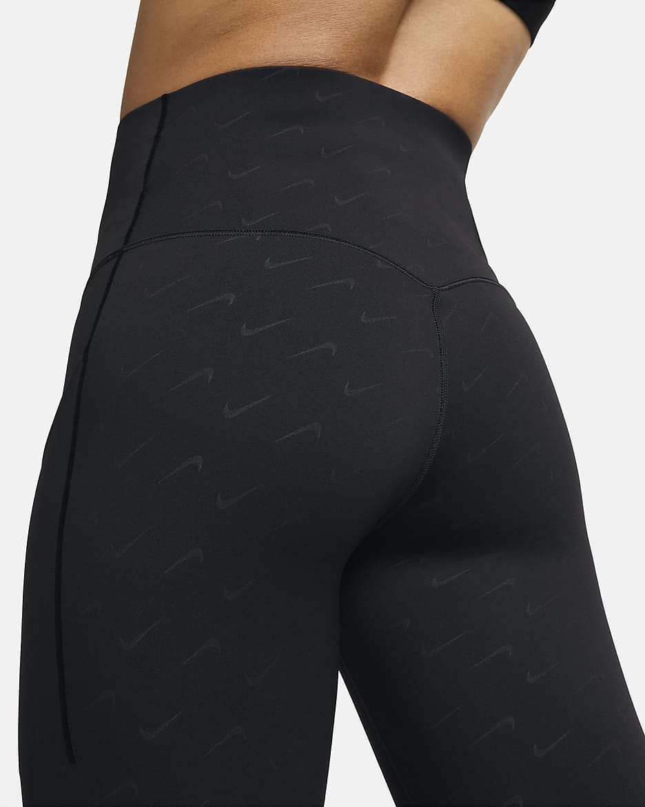 Nike Universa Leggings de 7/8 de talle alto y sujeción media con bolsillos y estampado - Mujer - Negro/Negro