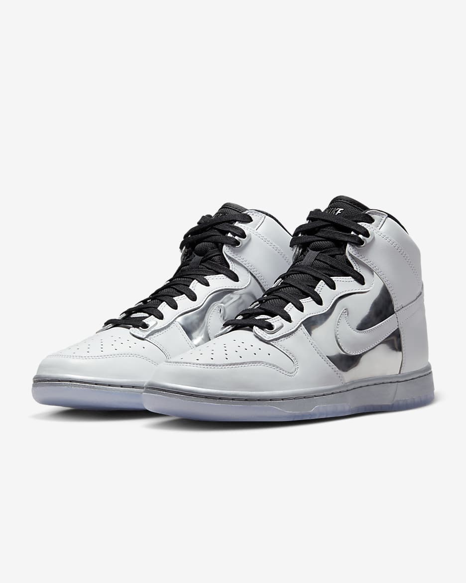 Nike Dunk High SE Women's Shoes - White/Metallic Silver/Black/White