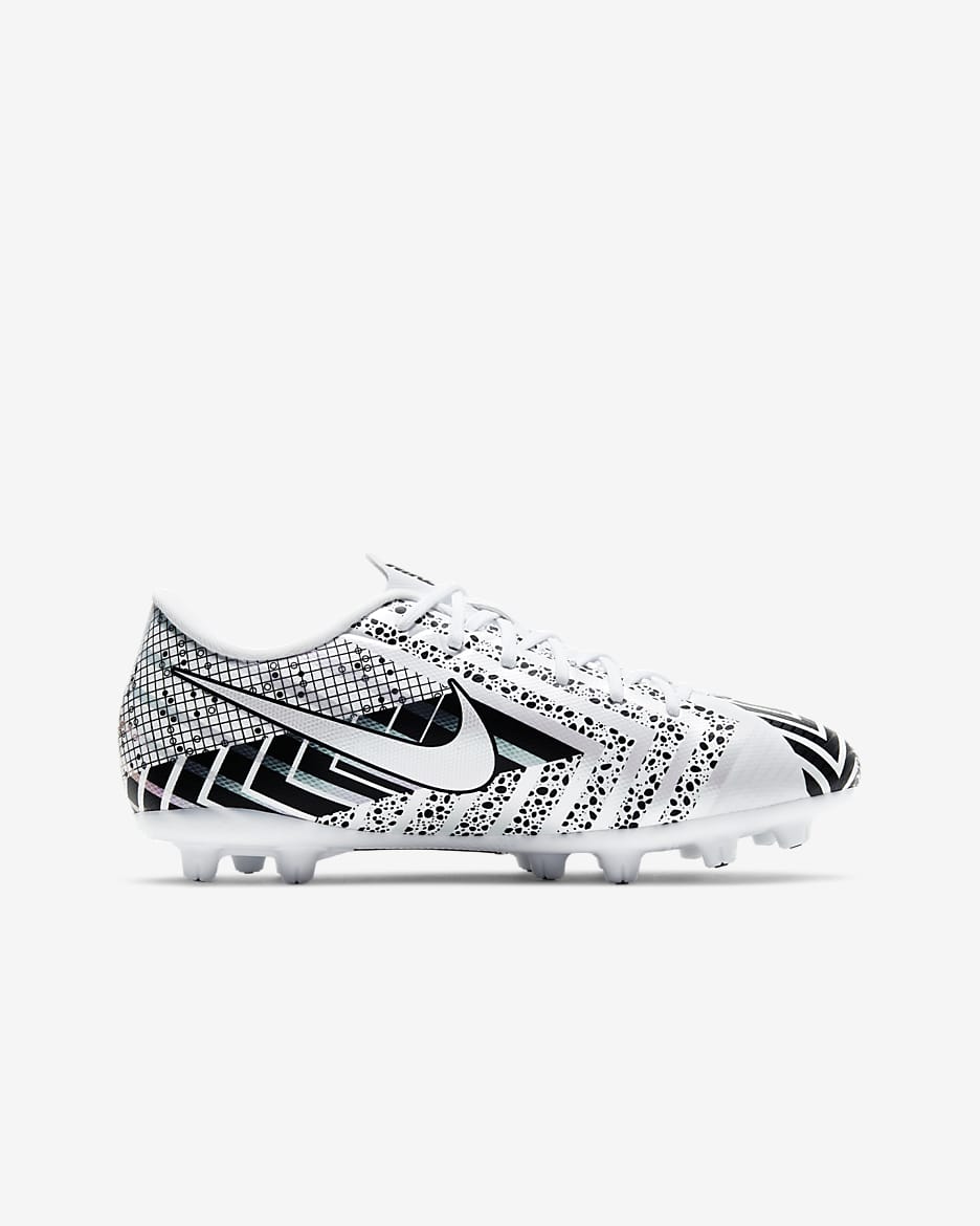 Nike Jr. Mercurial Vapor 13 Academy MDS HG Little/Big Kids' Hard-Ground Soccer Cleats - White/Black/White