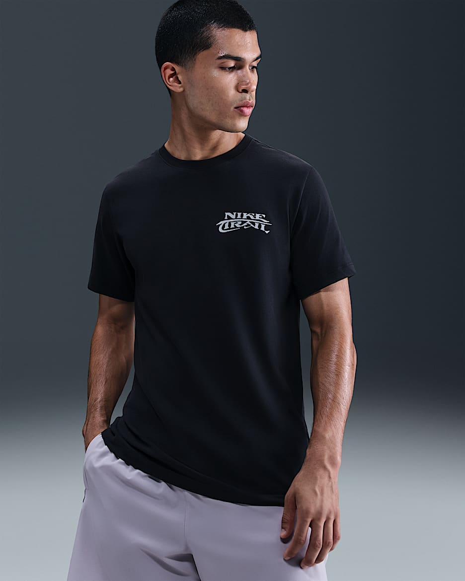 Playera de correr Dri-FIT para hombre Nike Trail - Negro/Gris universitario