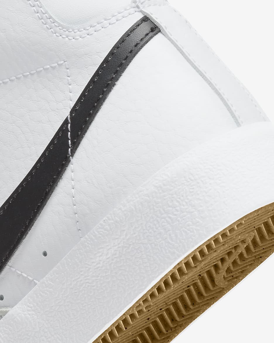 Chaussure Nike Blazer Mid ‘77 pour ado - Blanc/Total Orange/Noir