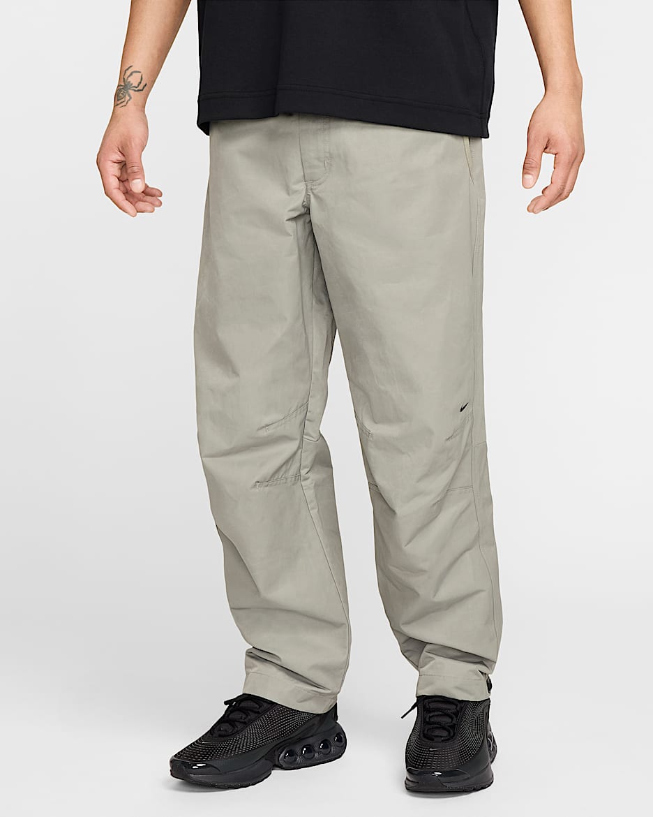 Pants de tejido Woven para hombre Nike Tech - Militar claro/Negro