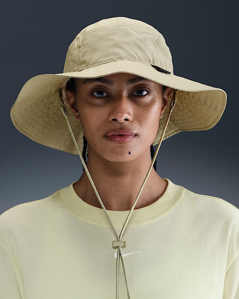 Gorro tipo pescador de visera ancha Nike Apex - Caqui desierto