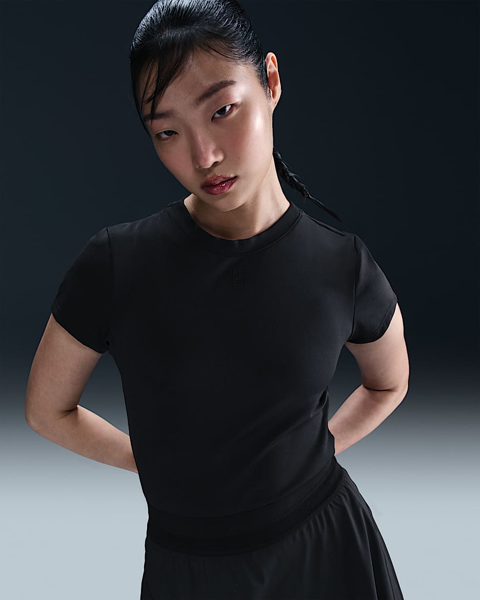 Haut de tennis à manches courtes Dri-FIT NikeCourt Advantage pour femme - Noir/Noir