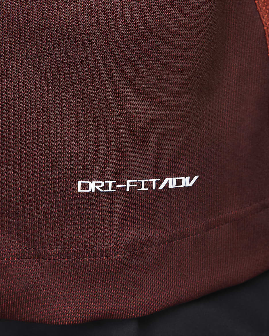 Nike Tour Dri-FIT ADV-Golfoberteil mit Halbreißverschluss für Herren - Dragon Red/Burgundy Crush/Weiß