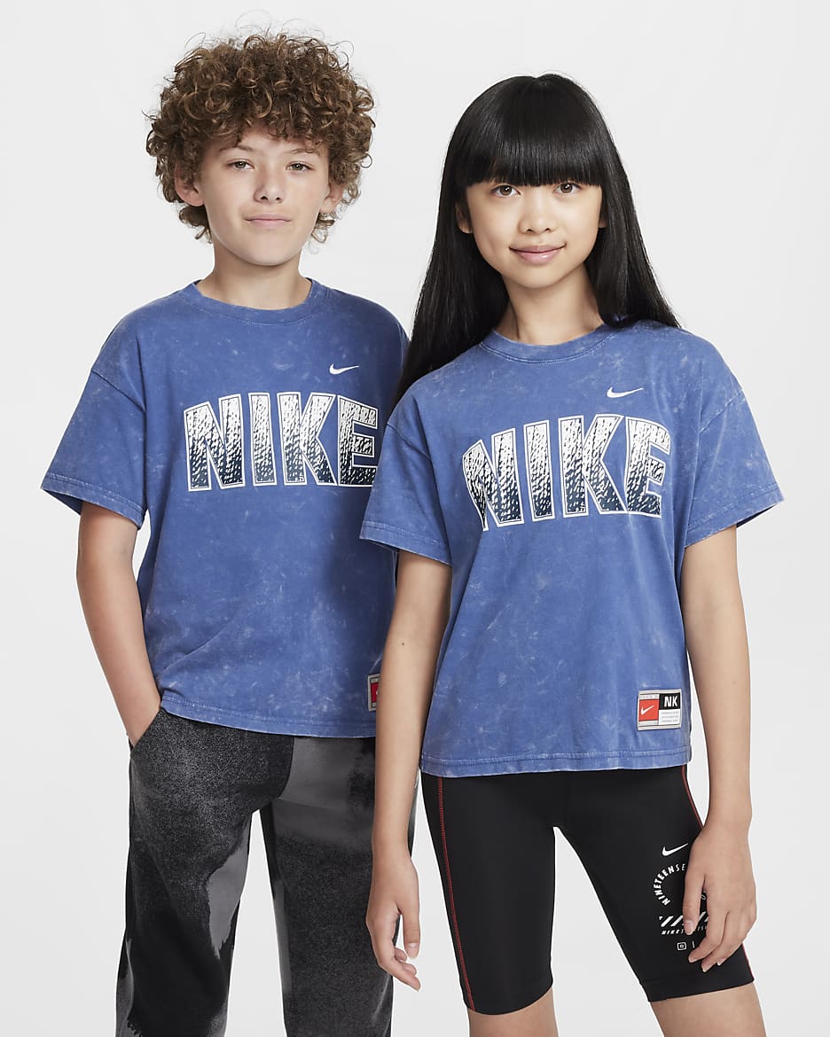 Nike Sportswear Older Kids' T-Shirt - Mystic Navy