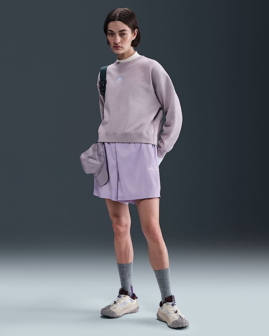 Shorts ripstop Repel de tiro medio para mujer Nike ACG - Hortensias/Trueno azul/Blanco cumbre