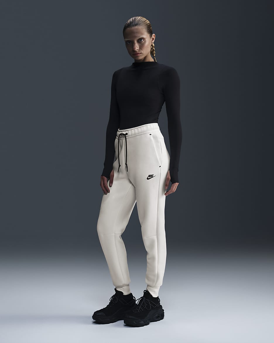 Nike Sportswear Tech Fleece Women's Mid-Rise Joggers - Pale Ivory/Black