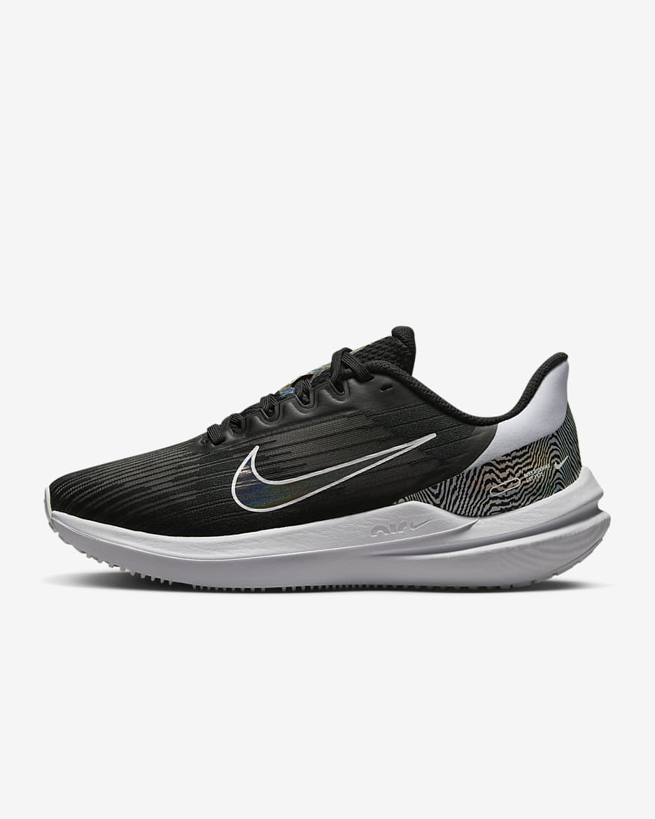 Nike Winflo 9 Premium 女款路跑鞋 - 黑色/白色