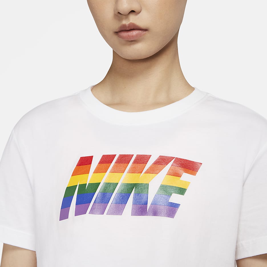 Nike Sportswear BeTrue Women's Cropped T-Shirt - White/Black