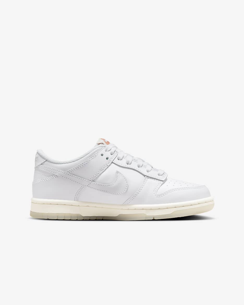 Nike Dunk Low SE Older Kids' Shoes - White/Terra Blush/Light Silver/Multi-Colour