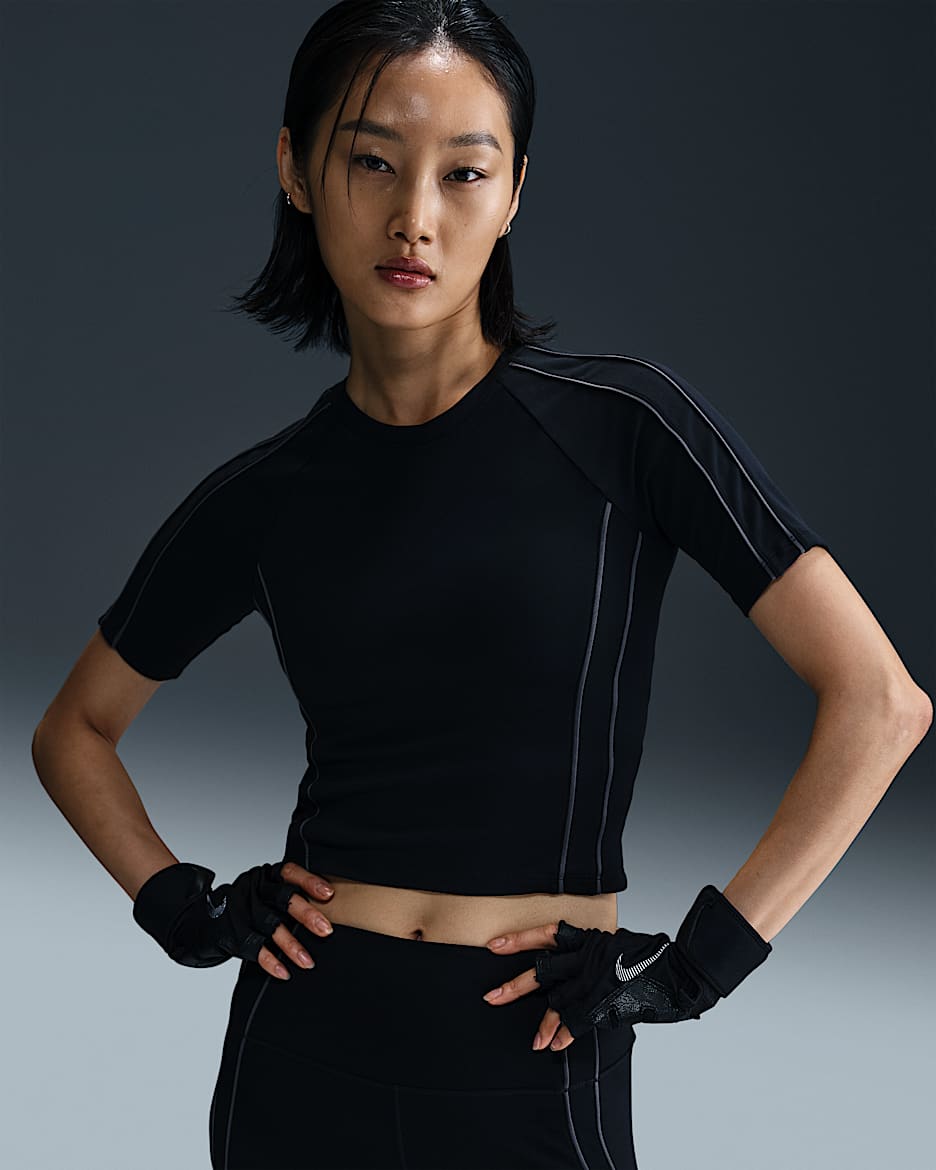 ナイキ ワン フィッテド ウィメンズ Dri-FIT ショートスリーブ クロップド トップ - ブラック/アイアングレー/アイアングレー/ブラック