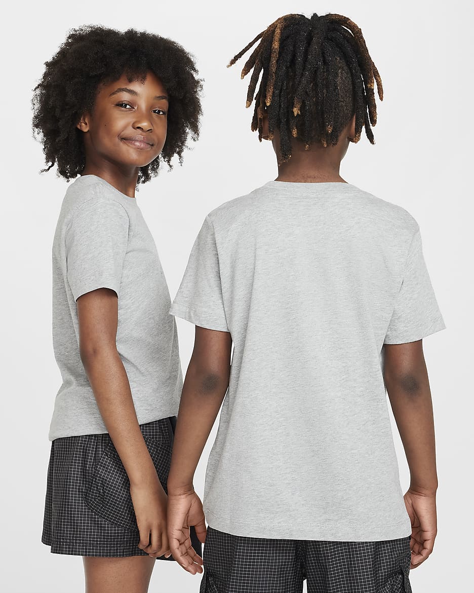 Playera para niños talla grande Nike Sportswear - Gris oscuro jaspeado