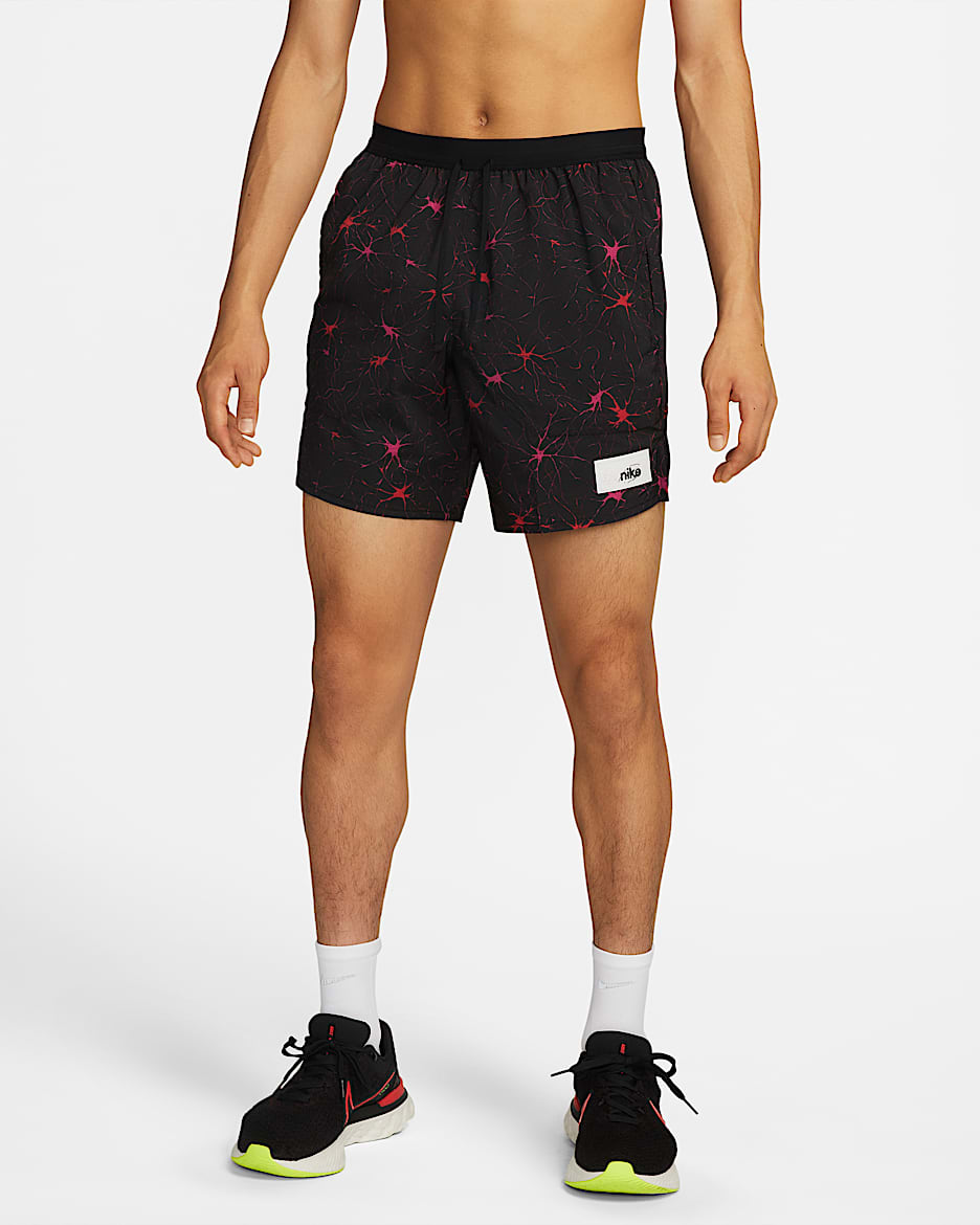 Nike Stride D.Y.E. Men's 7" Running Shorts - Black/Pink Foam