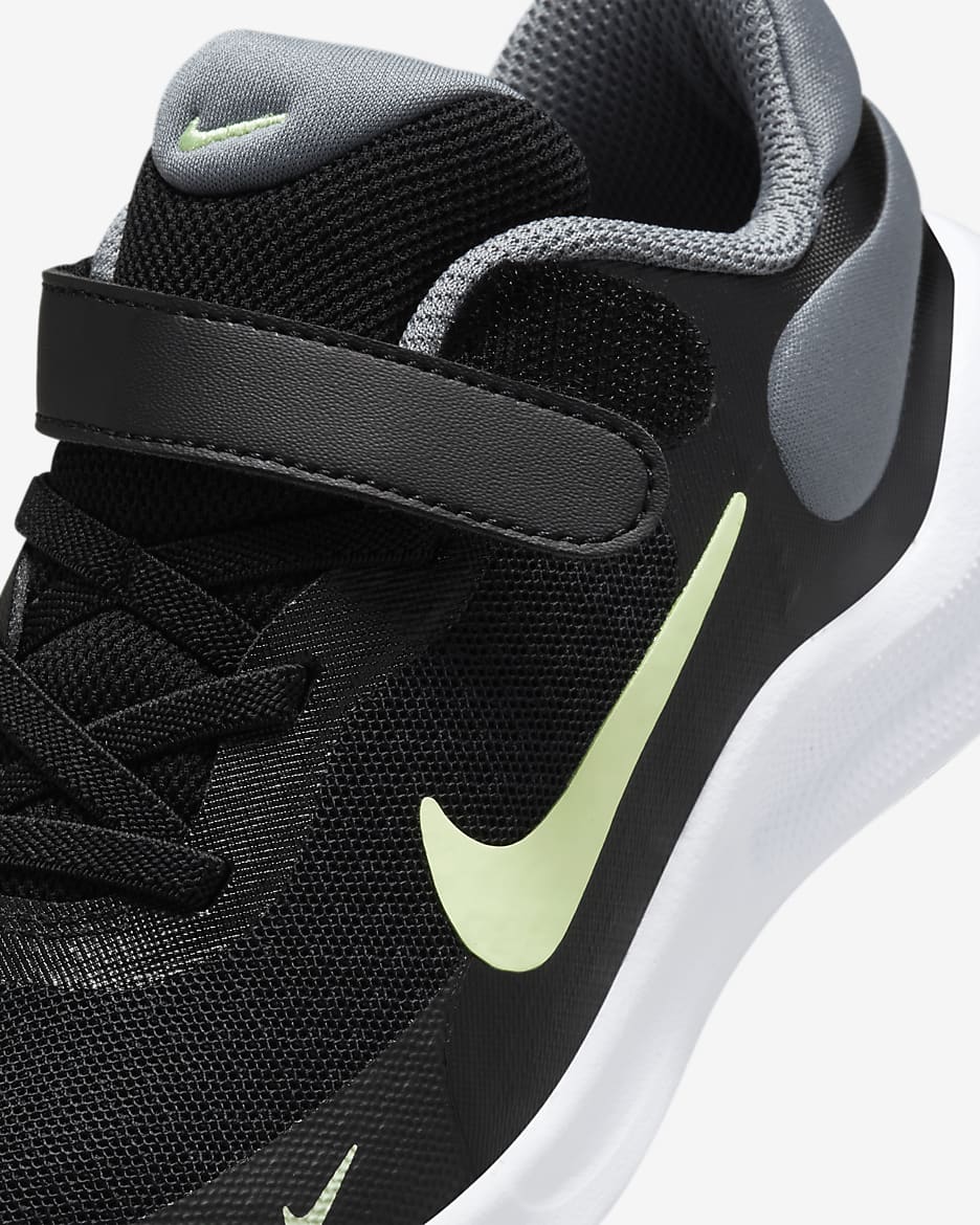 Nike Revolution 7 kleuterschoenen - Zwart/Smoke Grey/Wit/Barely Volt