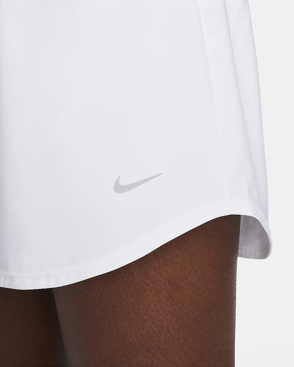 Nike One Women's Dri-FIT Ultra High-Waisted Skort - White/Black