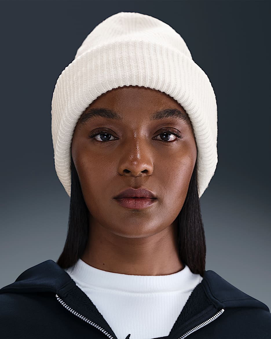 Nike Peak Premium Beanie - Sail