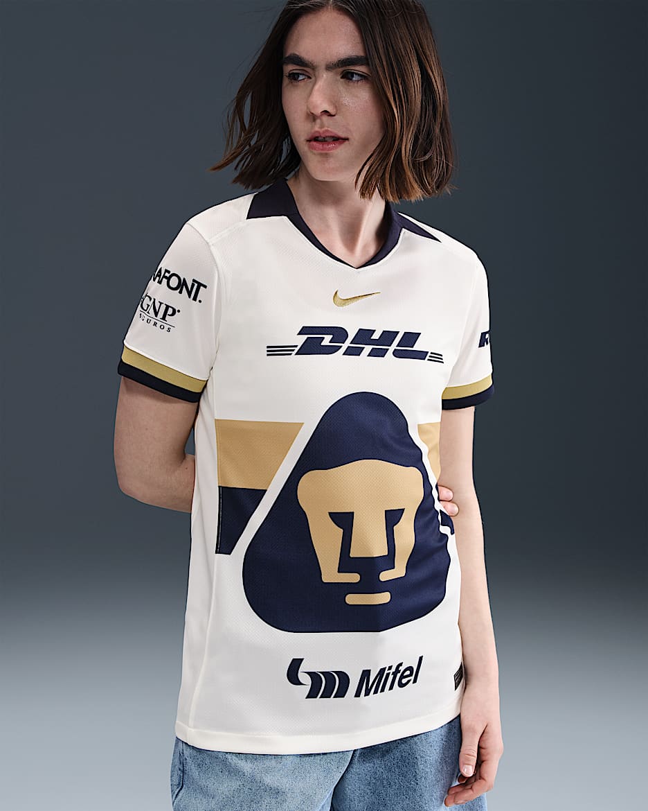 Jersey de fútbol Nike Dri-FIT Replica de los Pumas UNAM local 2025/26 Stadium para mujer - Vela/Oro club
