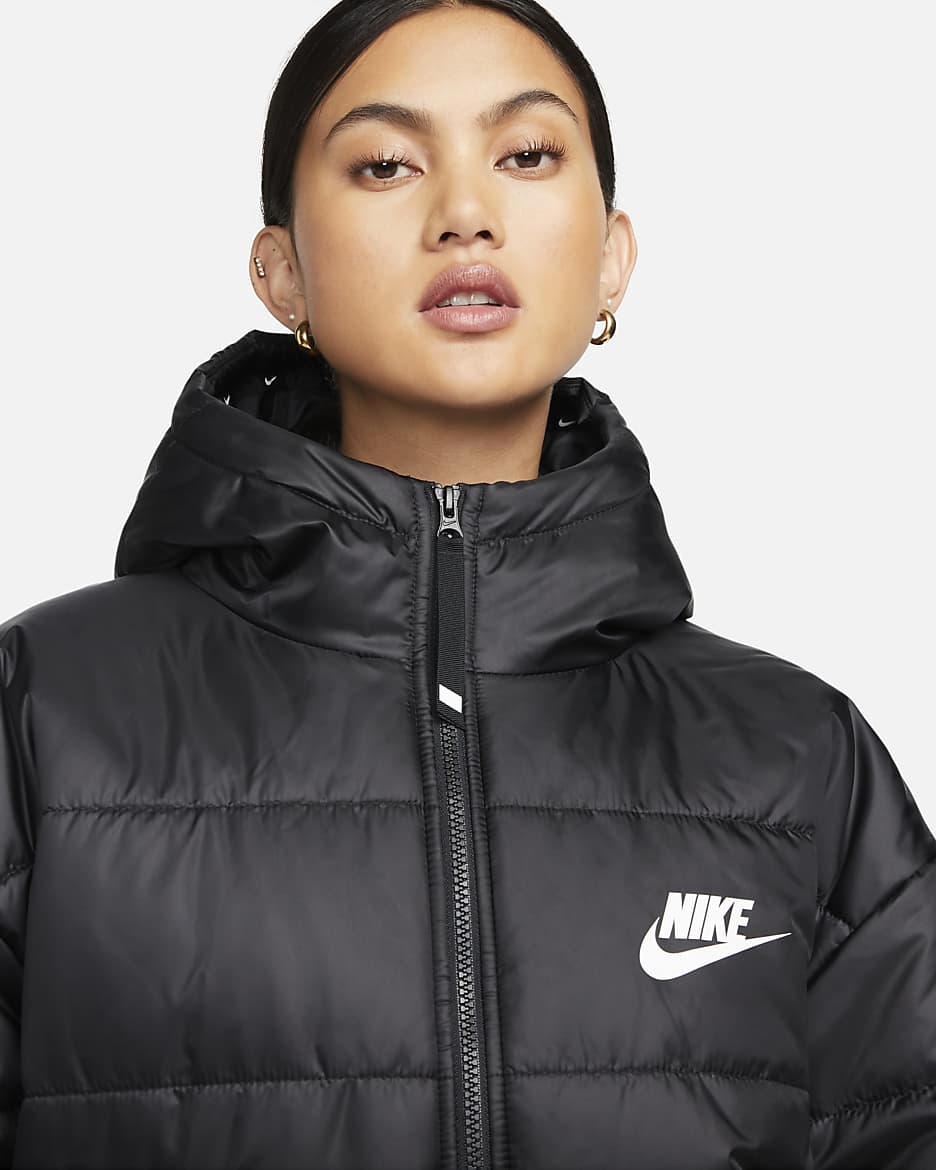 Nike Sportswear Therma-FIT Repel Damen-Kapuzenjacke mit Synthetikfüllung - Schwarz/Schwarz/Weiß