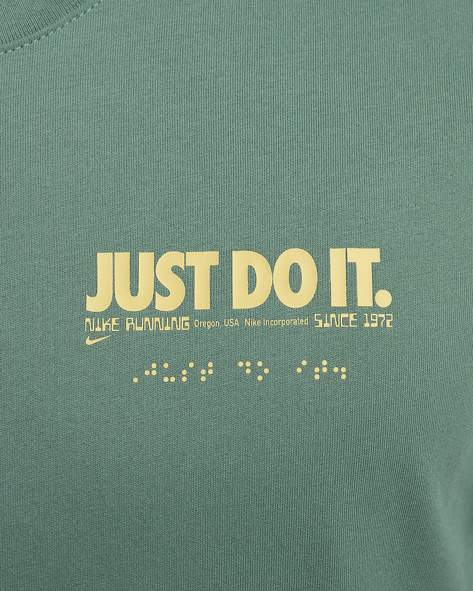 nike dry running shirt