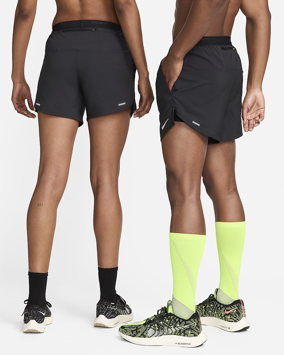 Nike Stride Dri-FIT-Laufshorts mit Futter für Herren (ca. 12,5 cm) - Schwarz/Schwarz