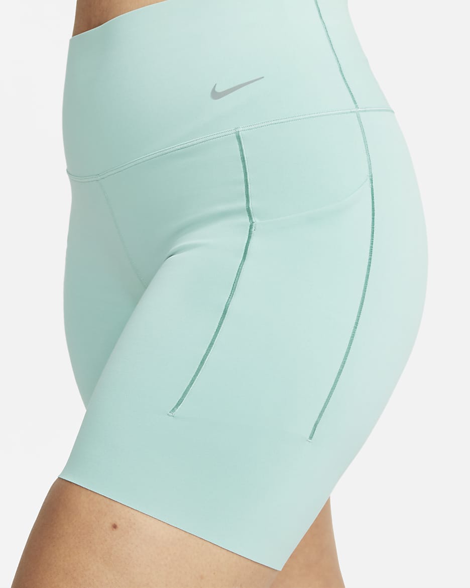 Shorts de ciclismo con bolsillos de 20 cm de tiro alto y media sujeción para mujer Nike Universa - Mineral/Negro