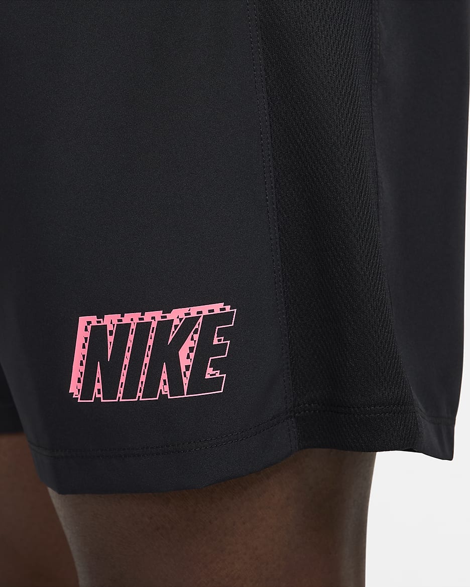 Nike Academy Dri-FIT Erkek Futbol Şortu - Siyah/Siyah/Sunset Pulse