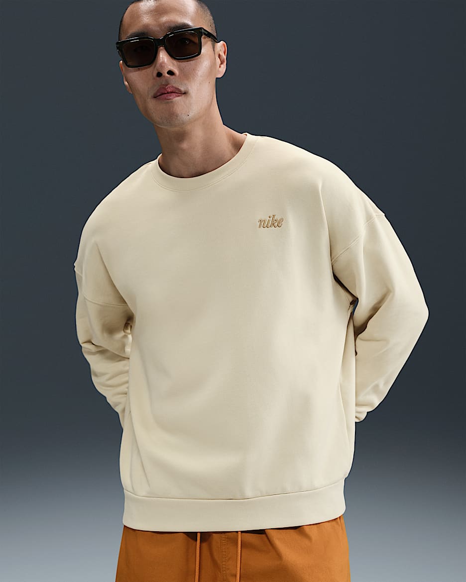 เสื้อคอกลมโอเวอร์ไซส์ผู้ชาย Nike Club - Light Khaki/Light Khaki/Parachute Beige