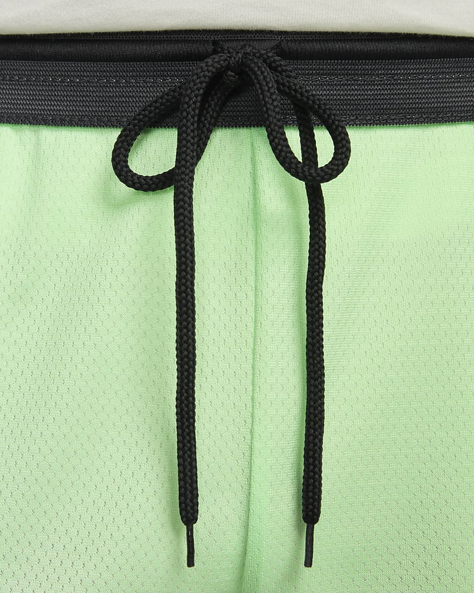 Shorts de básquetbol Dri-FIT de 15 cm para hombre Nike DNA - Verde vapor/Negro/Negro