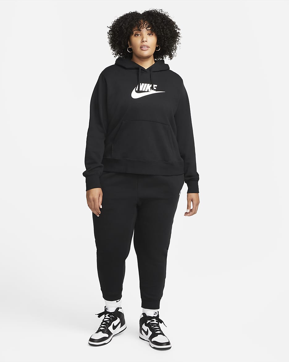 Nike Sportswear Club Fleece 女款中腰慢跑長褲 (加大尺寸) - 黑色/白色